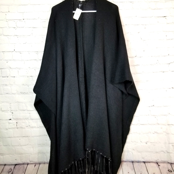Lane Bryant Accessories - Lane Bryant black wrap